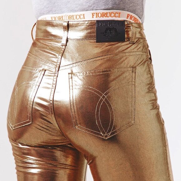 NEW FIORUCCI Classic Yves Gold Metallic Cigarette 28 - Picture 2 of 13